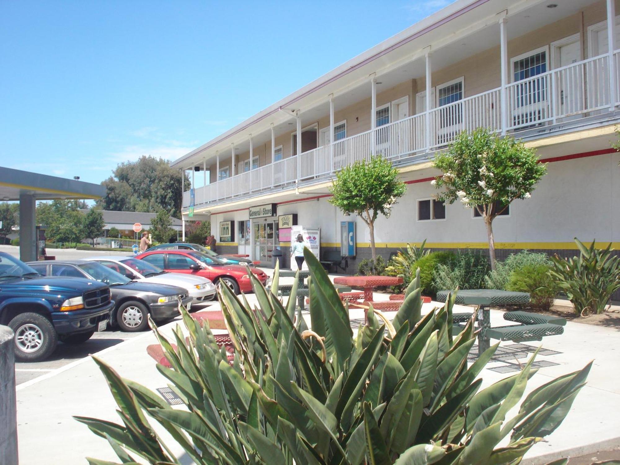 Garlic Farm Inn Gilroy Exterior foto